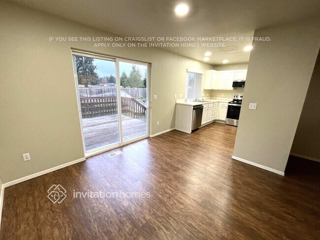 Photo - 3807 230th St E