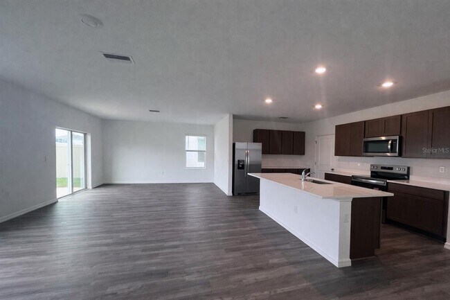 Photo - 32463 Weathered Oak Dr