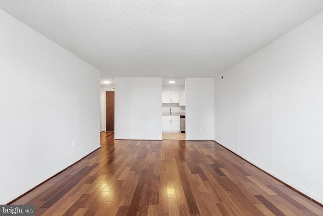 Photo - 2020 Walnut St Unit 29D
