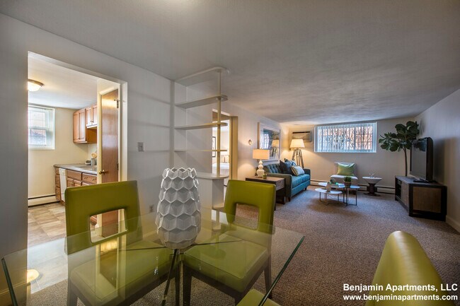 Building Photo - 3 Brattle Dr