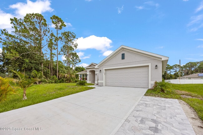 Photo - 1337 Degroodt Rd SW Casa