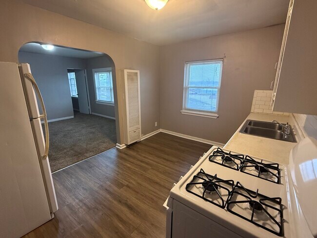 Photo - 206 Locust St Unidad 11