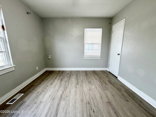 Photo - 6509 Evangeline Ave