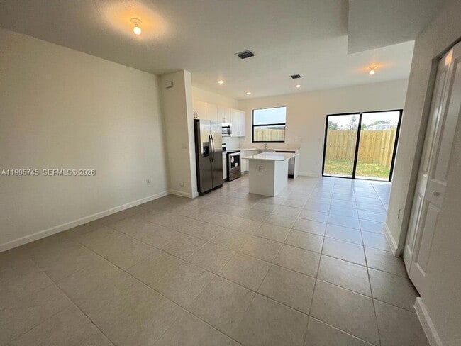 Photo - 28610 SW 133rd Ct