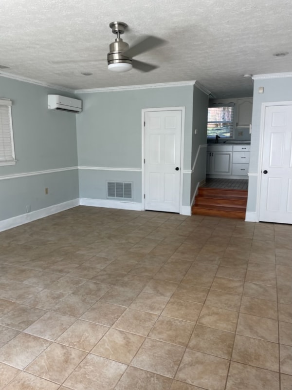 Building Photo - 4725 Dana Terrace SW