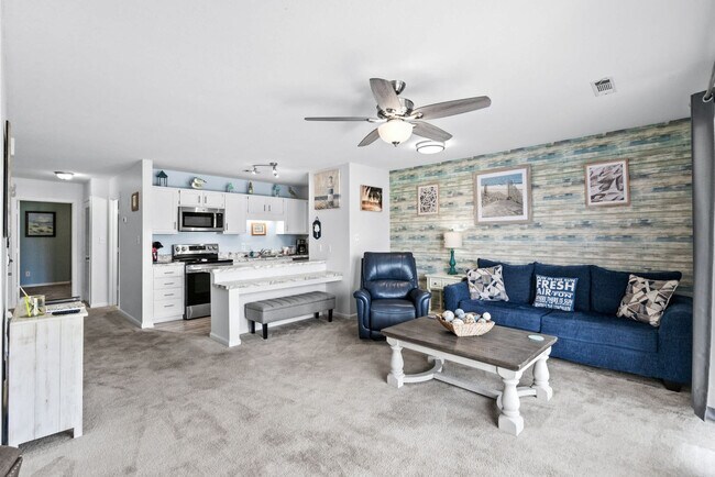 215 Double Eagle Dr Unit GO FL2-ID1381673P