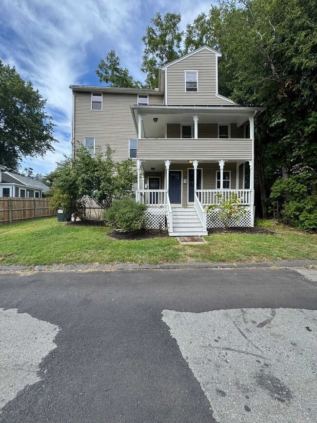 Building Photo - 240 State St Unit 1