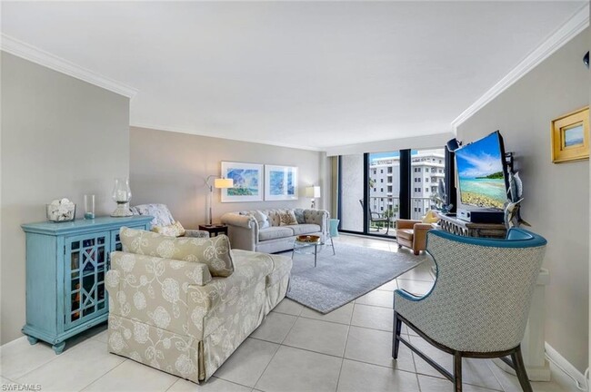 260 Seaview Ct