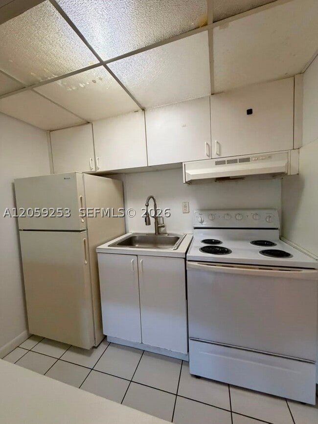 Building Photo - 291 NW 177th St Unit C-117