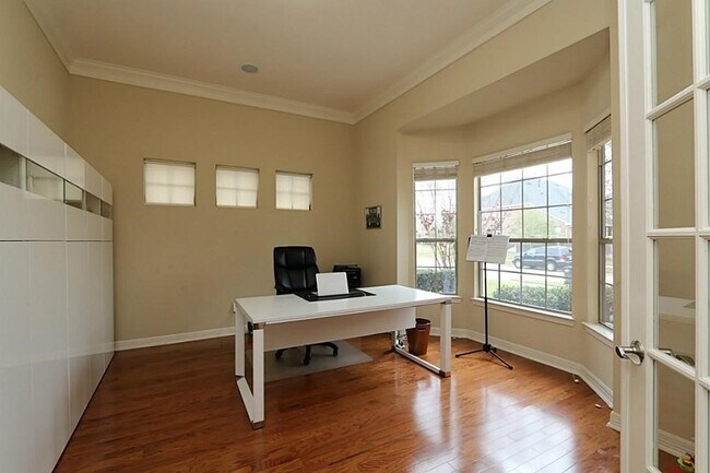 Photo - 7610 Hampton Bay Ln