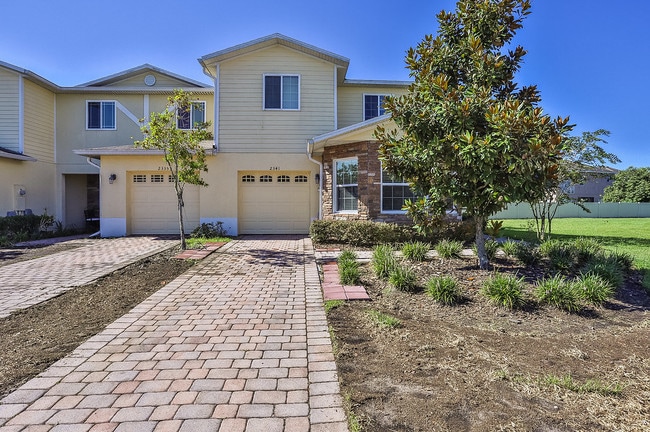 Photo - 2341 Chatham Pl Dr