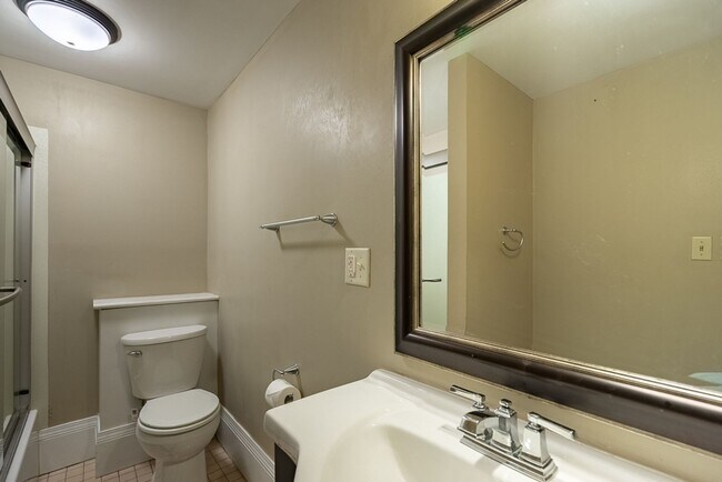 Photo - 92 W 5th Ave Unidad 92 W. 5th Ave Apt. 201