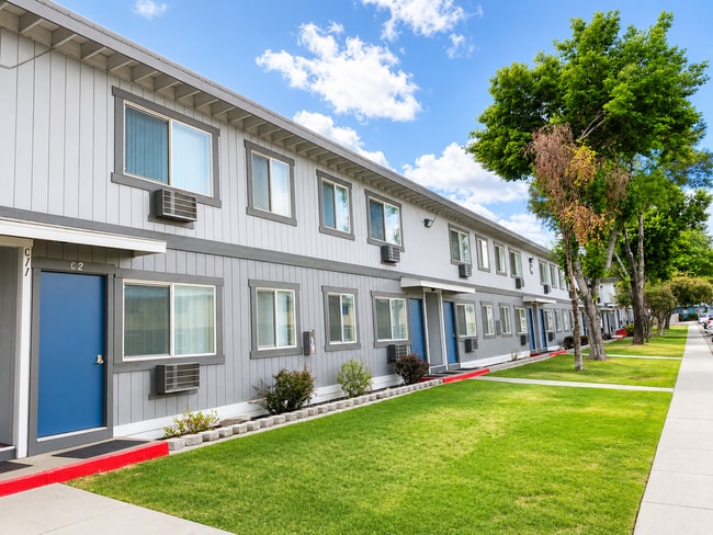 Photo - Mountain Vista Apartments