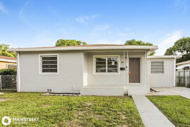 Photo - 2910 NW 70th Terrace House