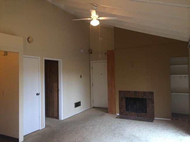 Photo - Sylvan Heights Condo - Minutes From Downtown.  Rent includes Water/Sewer & Garbage.  Clubhouse in...