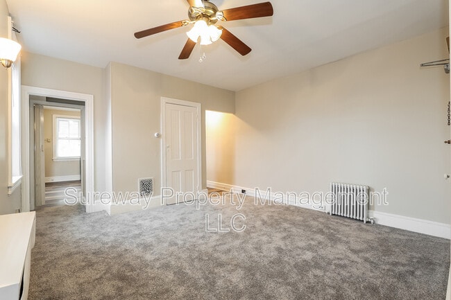 Photo - 212 E Broad St Unit 2