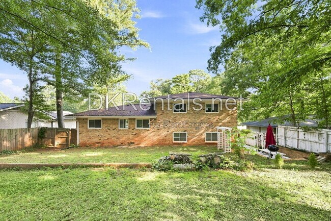 Photo - 2494 Glenrock Dr