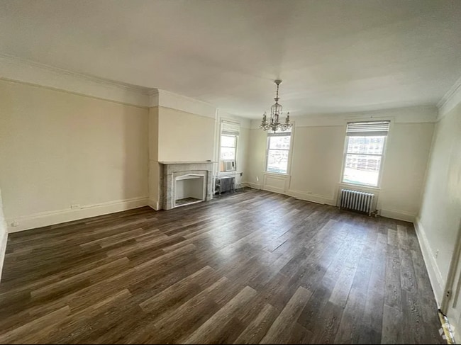 Building Photo - 2607 9th St Unit 2nd Floor Rental