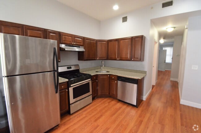 Building Photo - 194 Marion St Unit 1 Rental