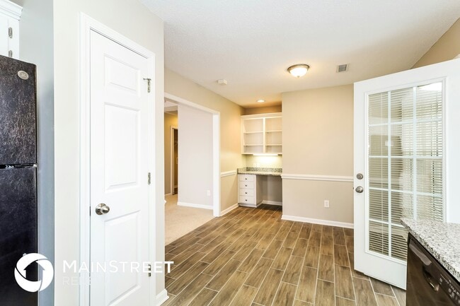 Photo - 1323 Tucker Rd