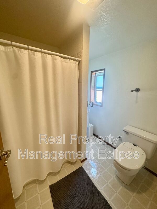 Photo - 32205 8th Ave SW