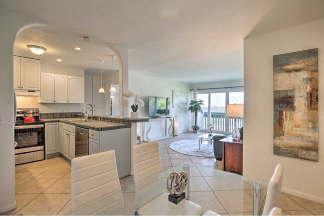 Photo - 4060 Huerfano Ave Unidad 246