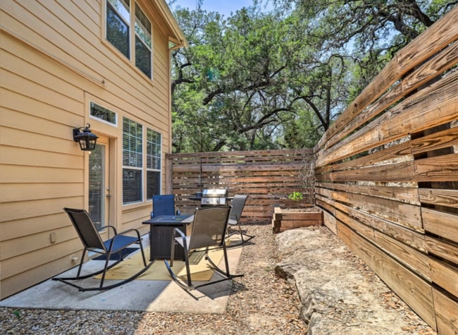 Photo - 20986 Waterside Dr