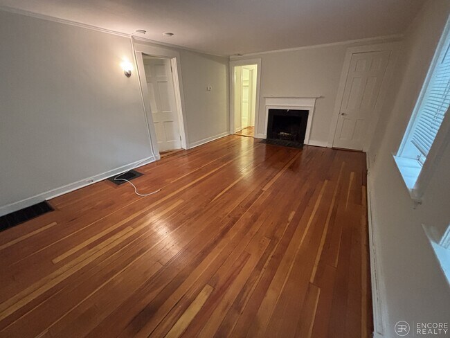 Photo - 38 Gibson St Unit 3B