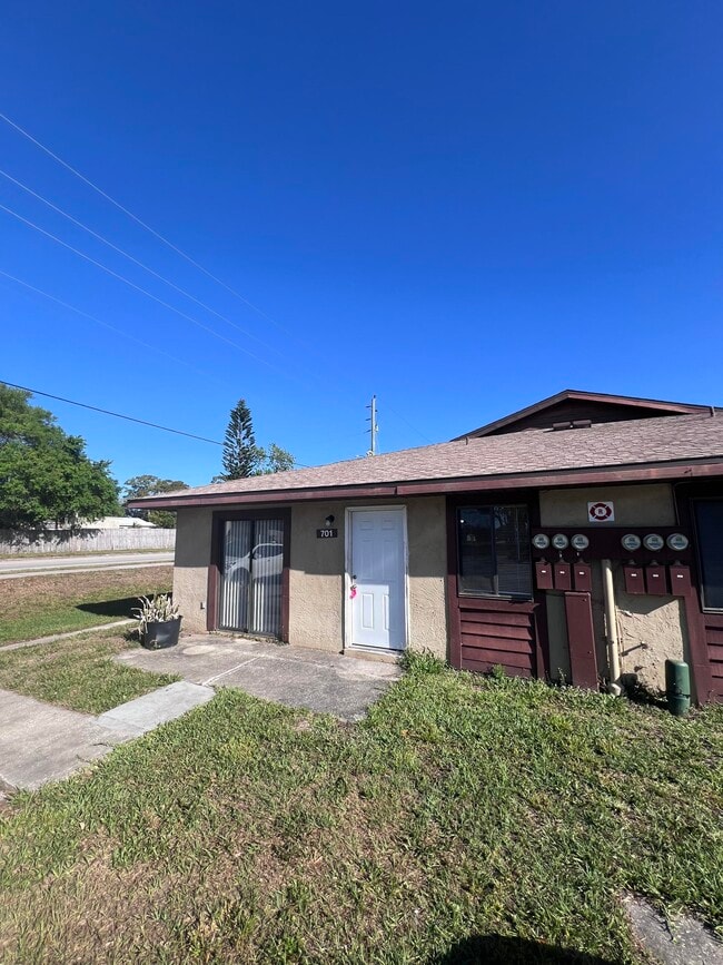 Building Photo - 1050 N Fiske Blvd Unit 701