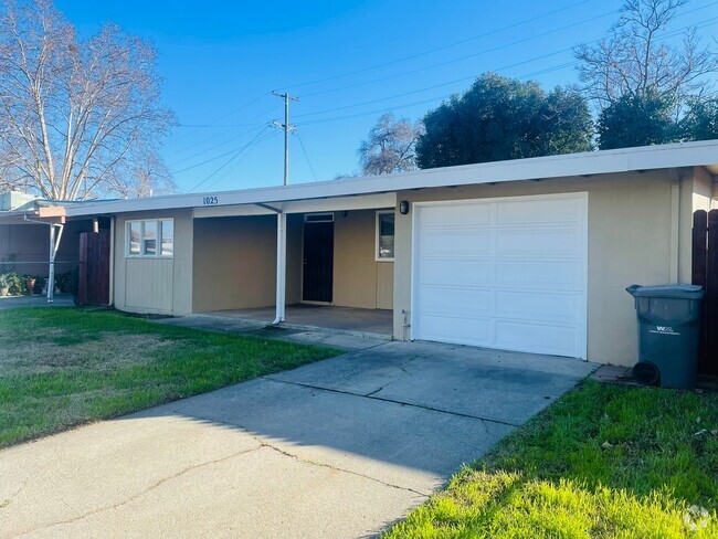 Building Photo - 1025 Hobson Ave Rental