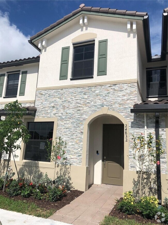 Building Photo - 24832 SW 114th Ave Rental