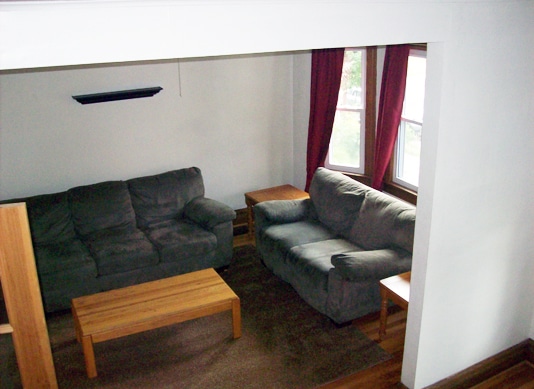 Living room - 505 Benton St