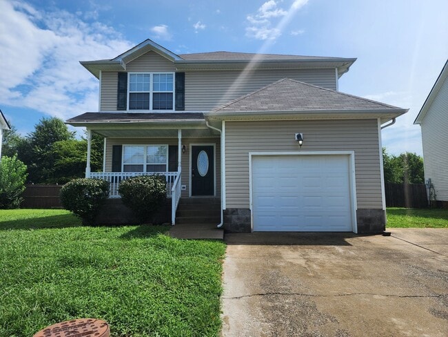 $1650 4 Bedroom 2.5 Bath Gorgeous Oak Grov... - $1650 4 Bedroom 2.5 Bath Gorgeous Oak Grov... House