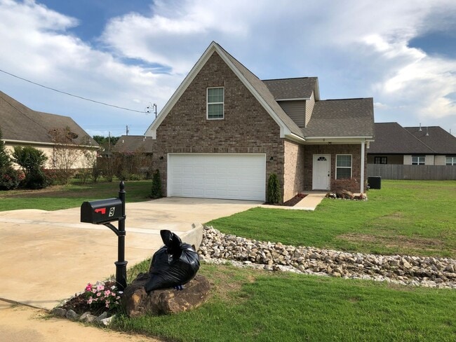 Photo - 4 bedroom, 2.5 bath In Atoka built in 2019