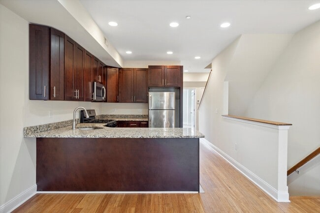 Photo - 1832 W Montgomery Ave Unit B