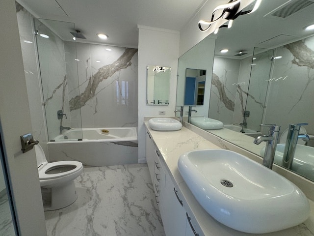 master bathroom - 725 Kapiolani Blvd Unit 2602