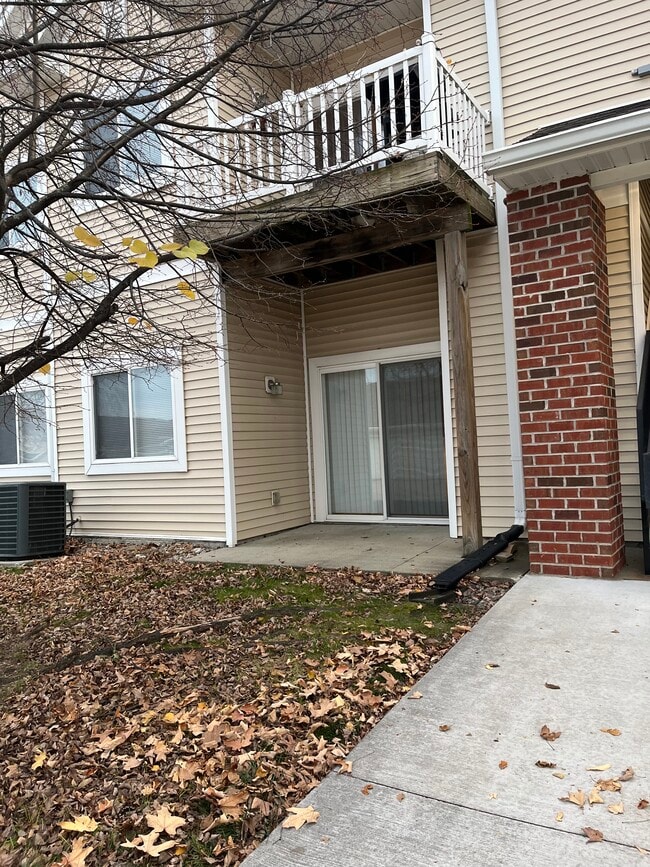 Photo - 1835 SW White Birch Cir