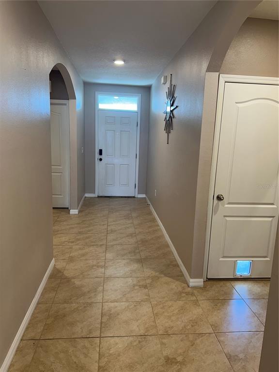 Photo - 269 St Georges Cir