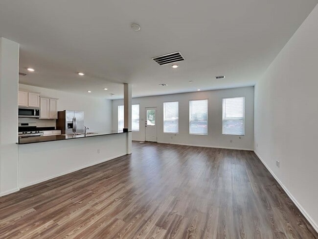 Photo - 24011 Mustang Run Dr