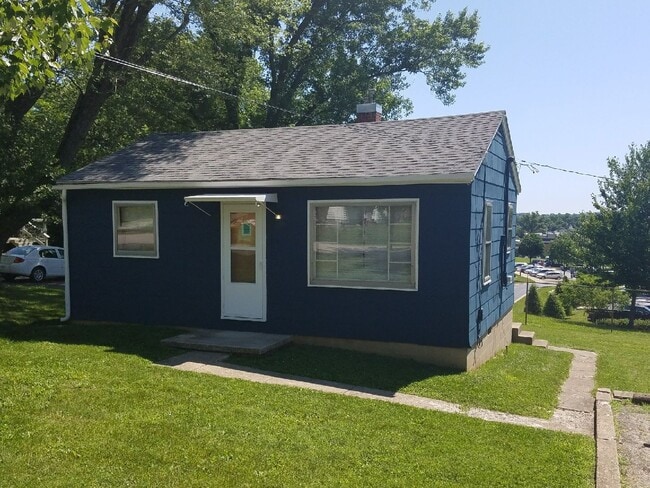 Building Photo - 717 S Anna Lee Ln