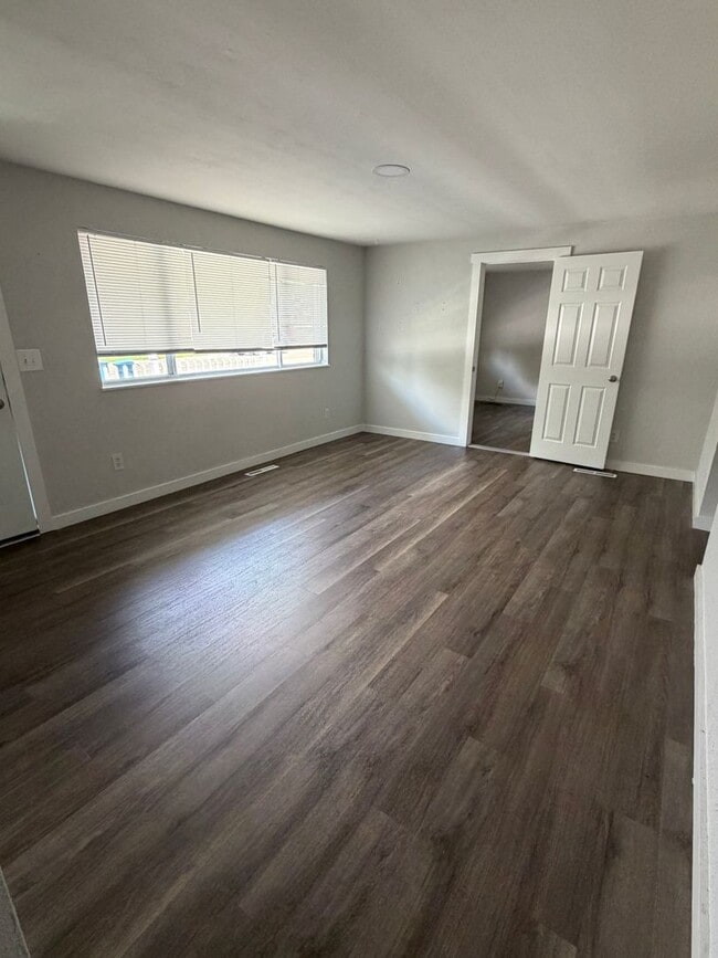 Photo - 4326 Kitridge Rd