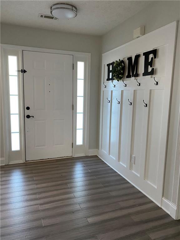 Photo - 900 Harbins View Dr