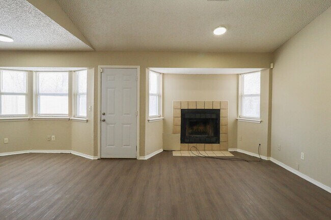 Photo - 3 Bed | 1 Bath in East Tulsa!
