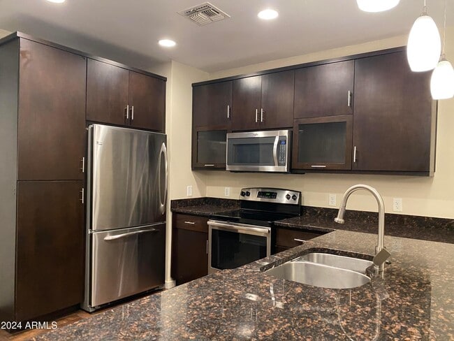 Photo - 4230 N 21st St