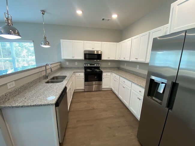 Photo - PRE LEASING FOR AUGUST 2026! NEW CONSTRUCT...