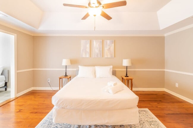 Photo - 3912 Crestview Dr Unit ID1043628P