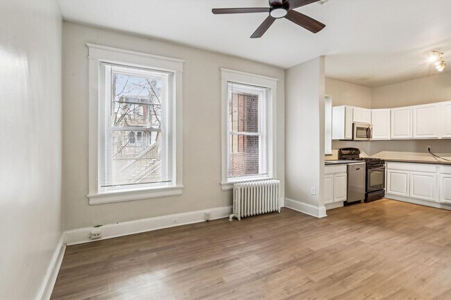 Photo - 150 Seaton Pl NW Unidad #1