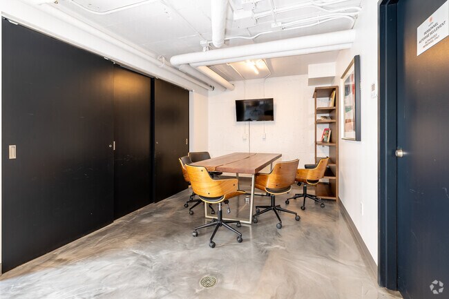 Penthouse - Study room - Le 1436 Mackay