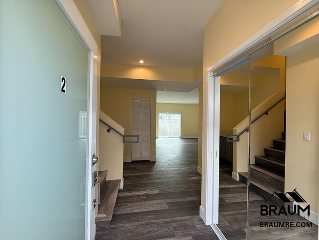 Photo - 1541 Franklin St Apartment Unit 2