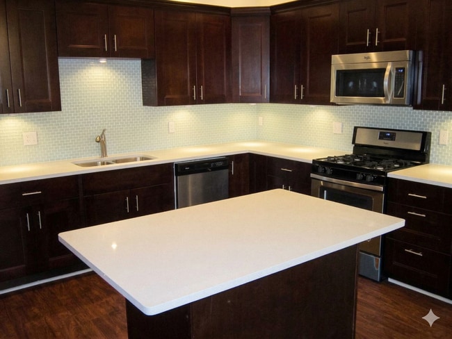 Photo - Luxury College Rental - South Side Flats